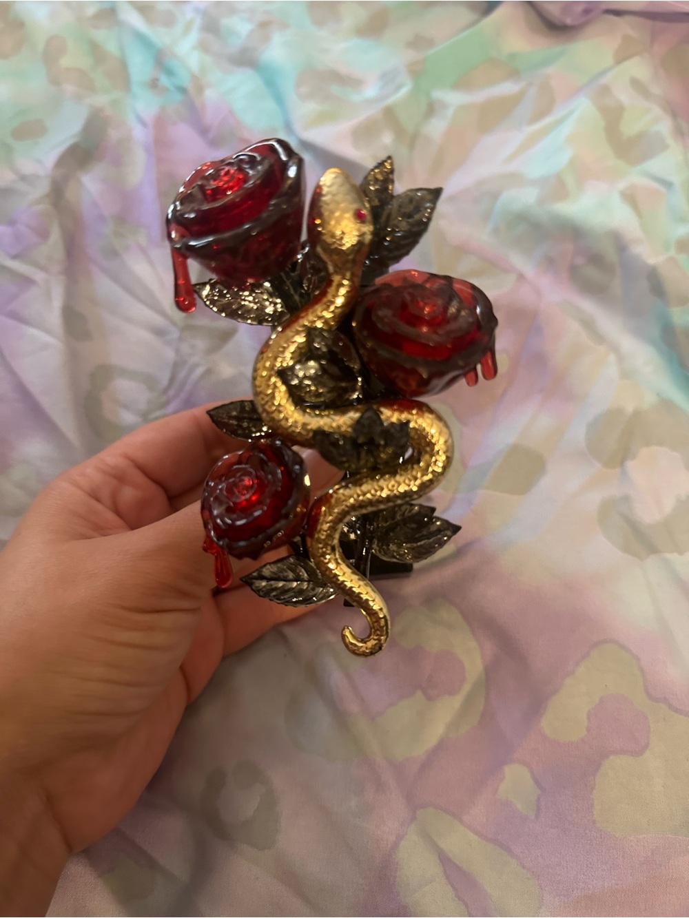 Snake and rose gothic style plug I.